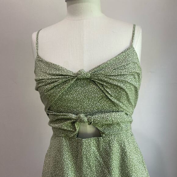 Abercrombie Double Knot Front Cutout Mini Danity Floral Dress Size S - Picture 6 of 11